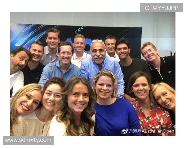 南京网球队与上海网球队赛后复盘分析灵活性表现与战术对比 南京网球队与上海网球队赛后复盘分析灵活性表现与战术对比