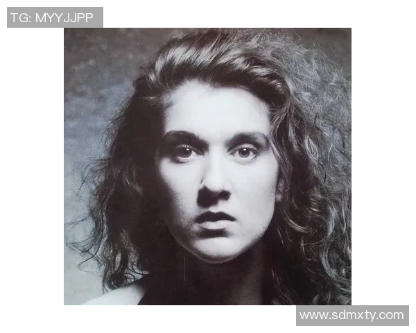 双足球先生的传奇之路:从绿茵场到全球舞台的辉煌历程 双足球先生的传奇之路:从绿茵场到全球舞台的辉煌历程